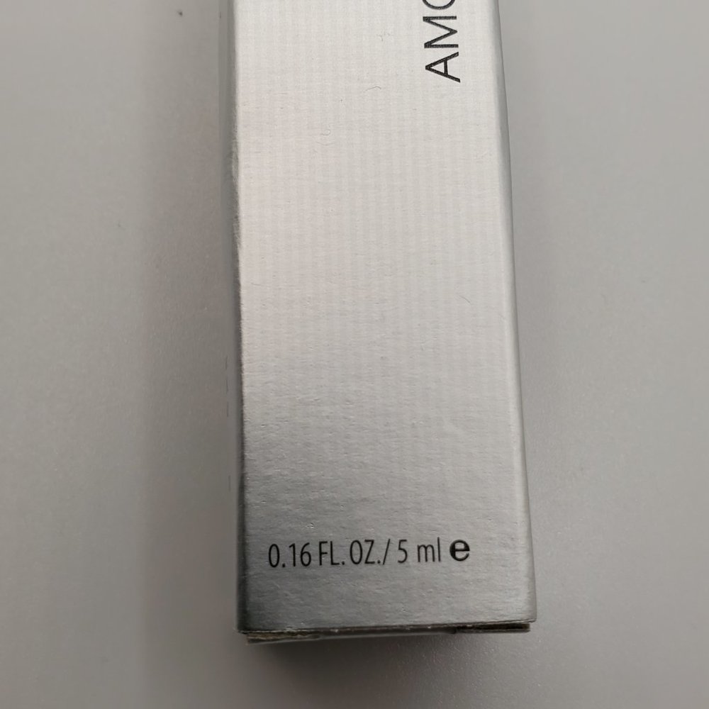 3/$20 Amore Pacific The Essential Creme Fluid Rich Lightweight Moisturizer .16oz - Picture 2 of 8